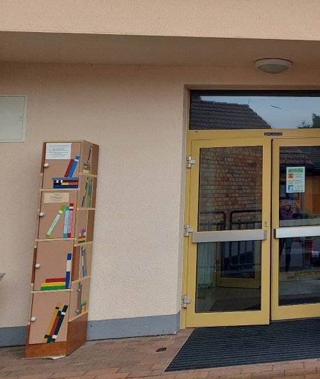 Öffentlicher Bücherschrank Gumbsheim