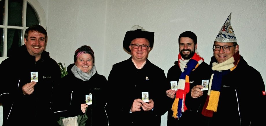 v.L. Karsten Emrich (2. Vorsitzender CVW), Heike Niehues (1. Vorsitzende CVW), Gerd Rocker (VG-Bürgermeister und Schirmherr), Kristian Kratzmeyer (Beisitzer CVW), Mirco Neuhaus (Zugmarschall)