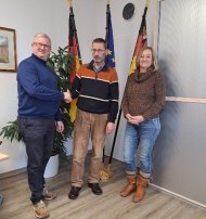 Amtsrat Hans-Georg Becker wurde zum 01. Januar 2024 zum neuen
Büroleiter bestellt