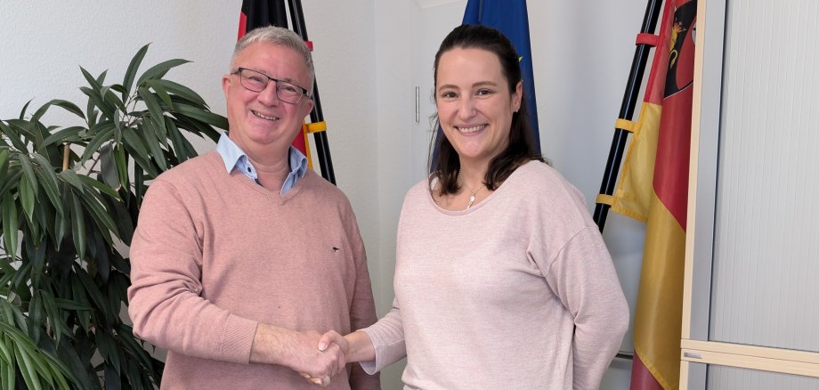 Bürgermeister Rocker und Jasmin Rybok