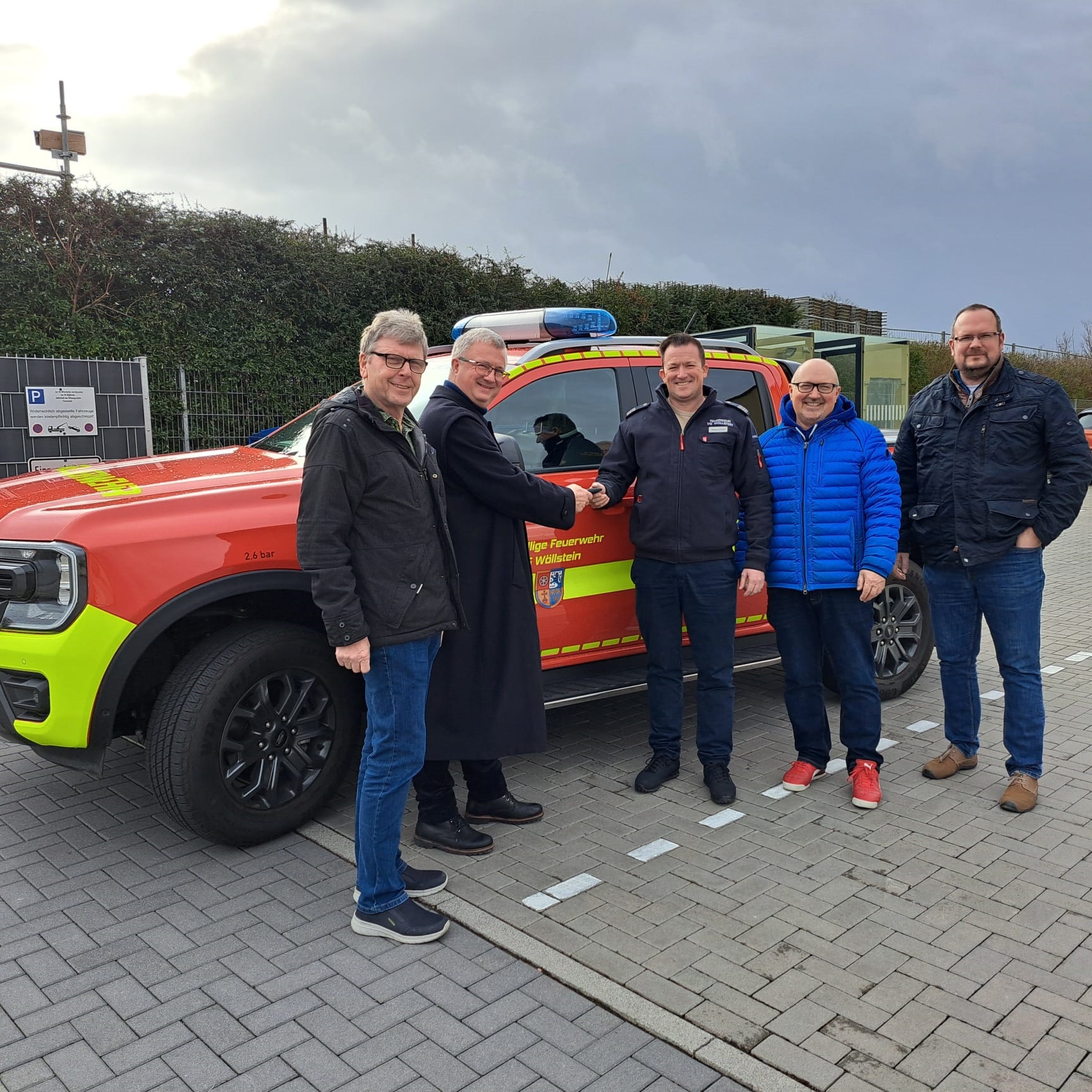 Bürgermeister Rocker, Wehrleiter Roos und die Beigeordneten der VG Wöllstein