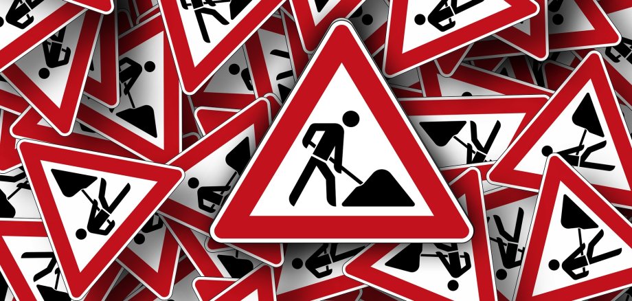 Straßenschild Bauarbeiten