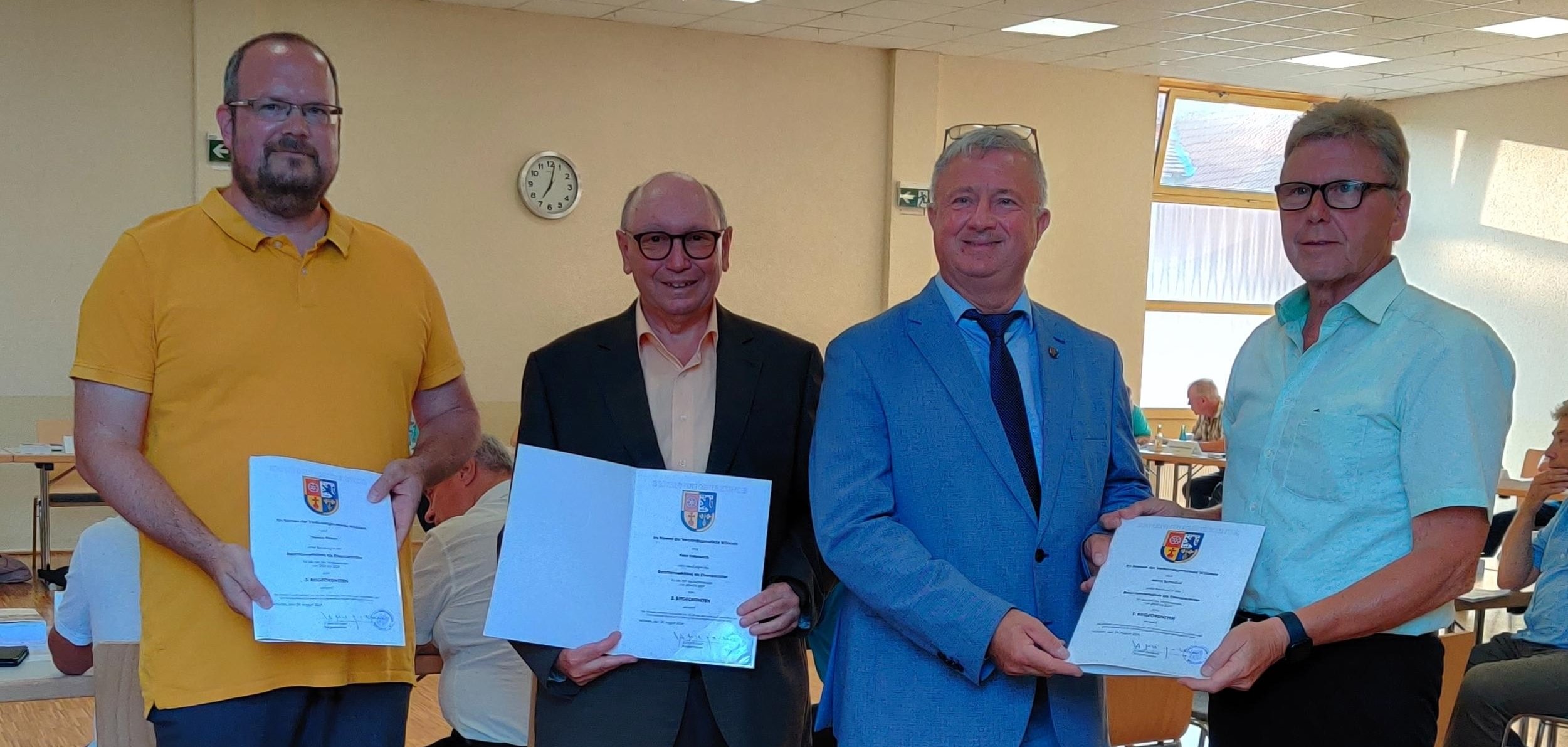 Bürgermeister mit den 3 Beigeorndeten