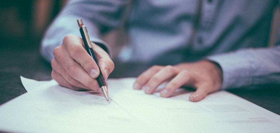 Bild Vertragsunterschrift Bild Vertragsunterschrift