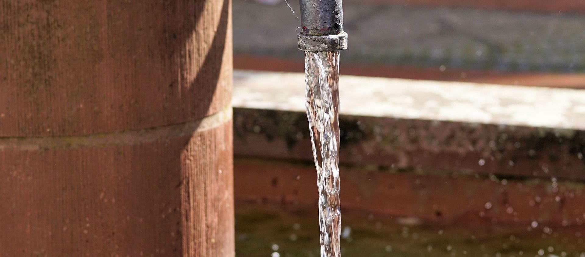 Wasserhahn